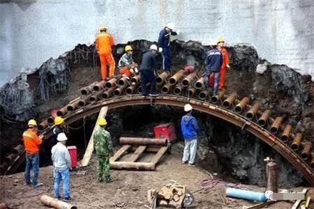 七台河隧道钢花管支护案例